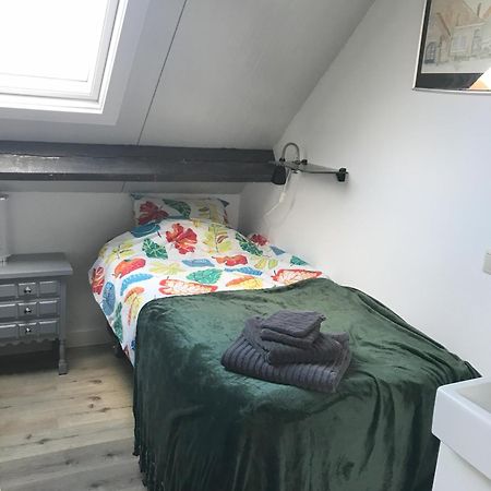 Boerderij De Zalm Bed & Breakfast Schalkwijk Luaran gambar