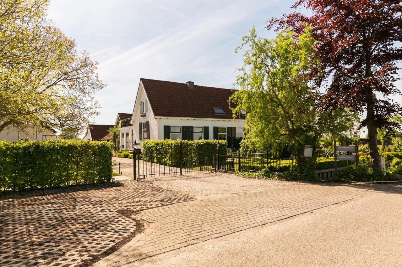 Boerderij De Zalm Bed & Breakfast Schalkwijk Luaran gambar